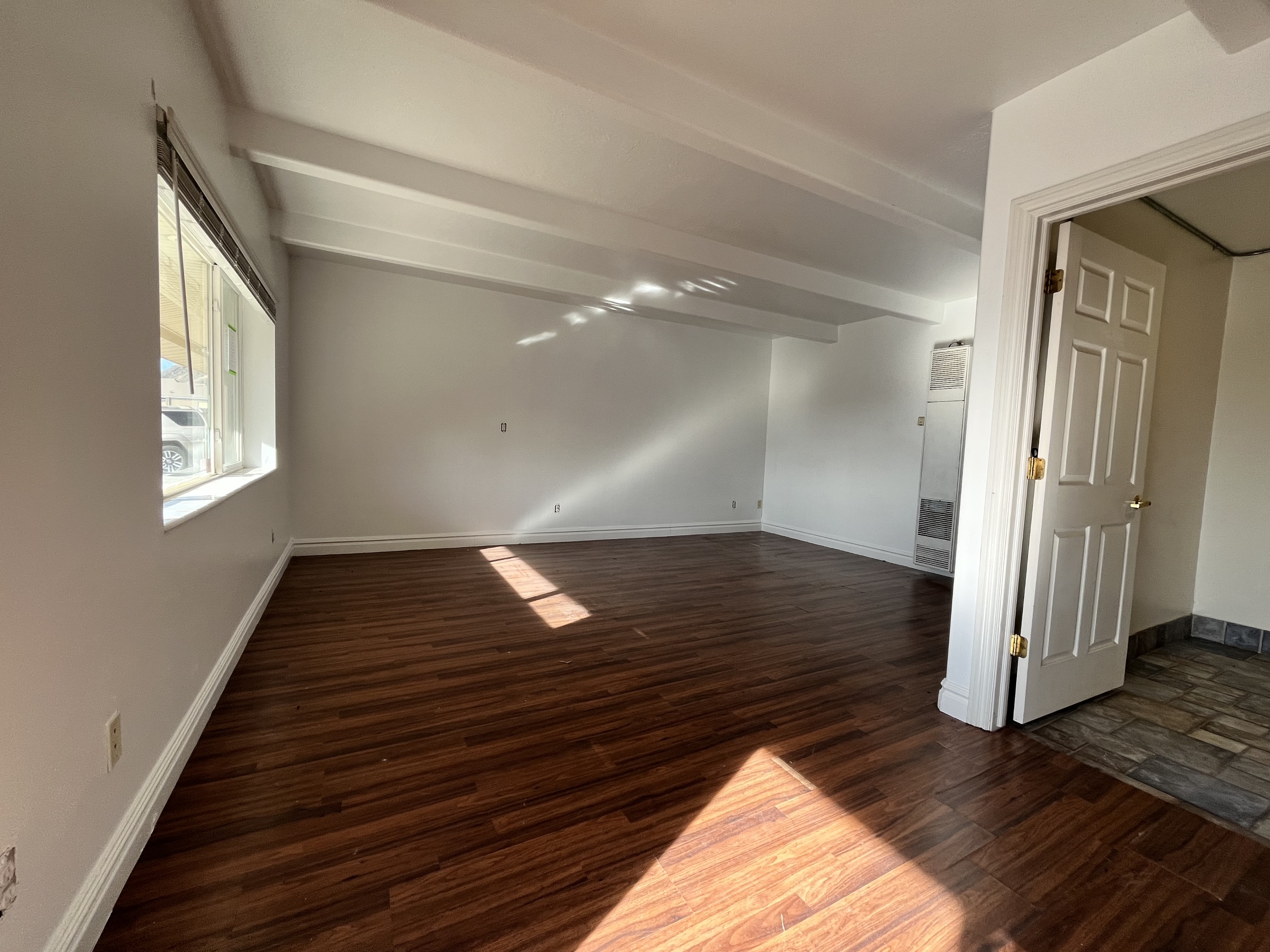 1190 North Main Street - 13